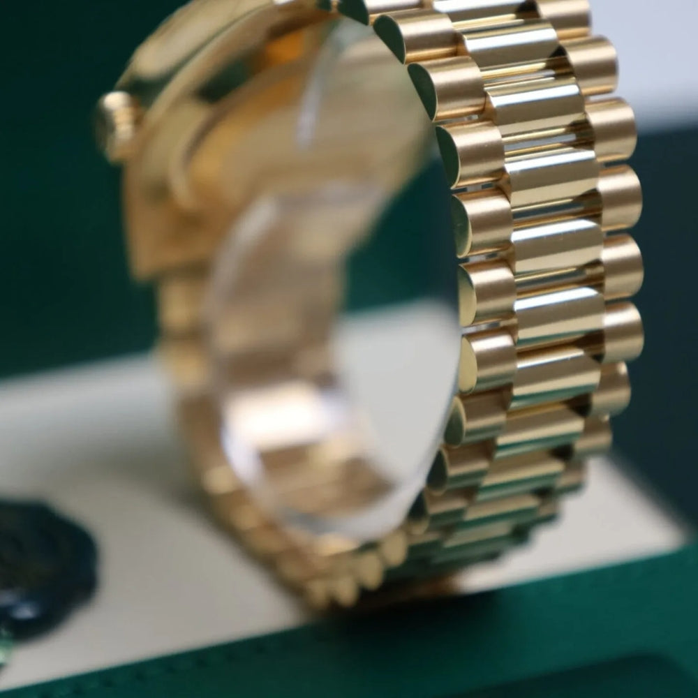 Day-Date 228238 “Green Ombre”